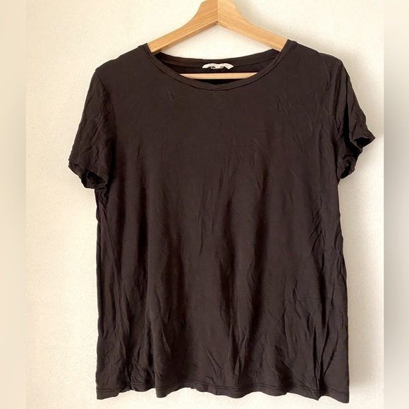 H&M BASIC WOMENS BLACK TEESHIRT - Picture 1 of 3